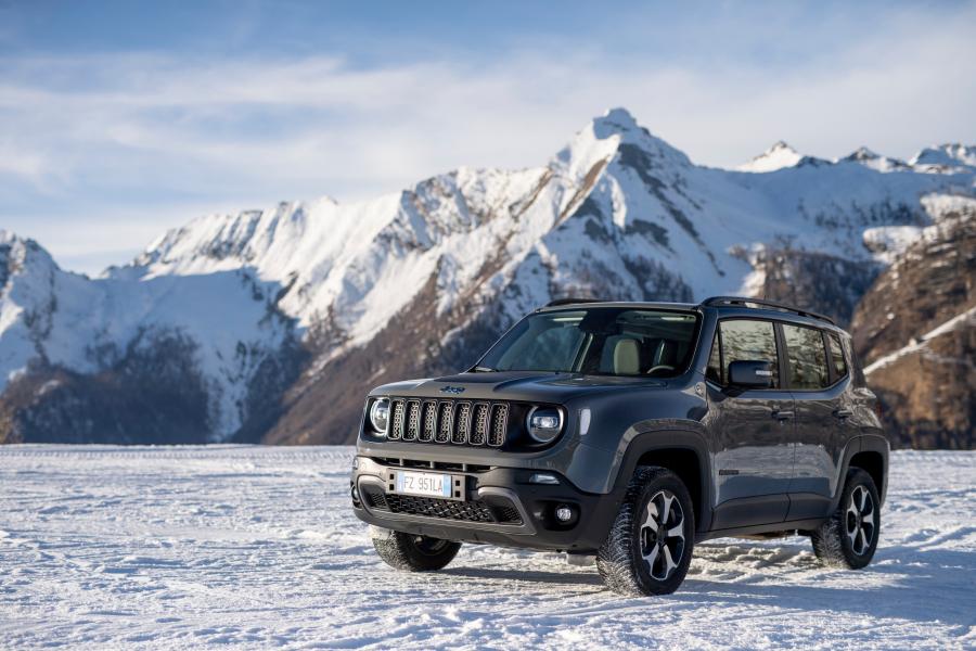  Jeep Renegade Trailhawk 4xe (BU) 2020 года  (EU) (фото 3 из 33)